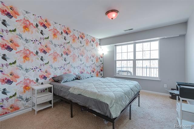 Builiding view twenty five for 11375 North Woods, Utica, MI. 48317