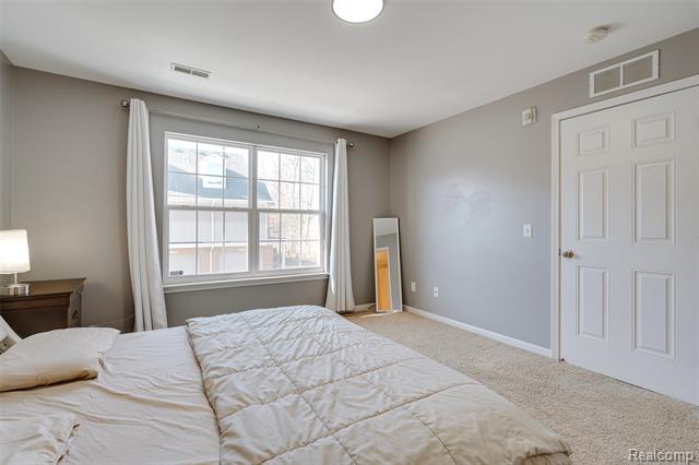 Builiding view twenty four for 11375 North Woods, Utica, MI. 48317