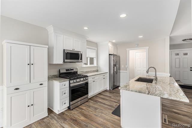 Builiding view five for 7725 Mary Lou, Utica, MI. 48317