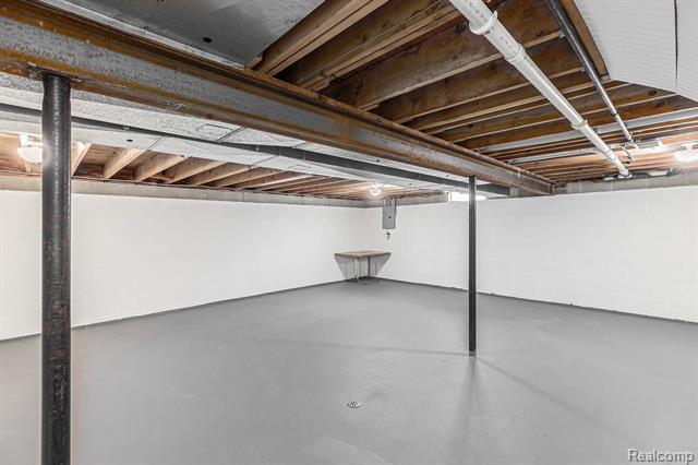 Builiding view fourteen for 7725 Mary Lou, Utica, MI. 48317