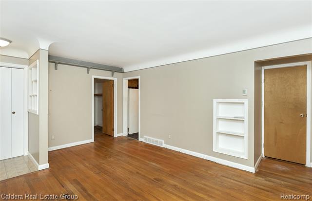 Builiding view five for 7101 Reber, Utica, MI. 48317