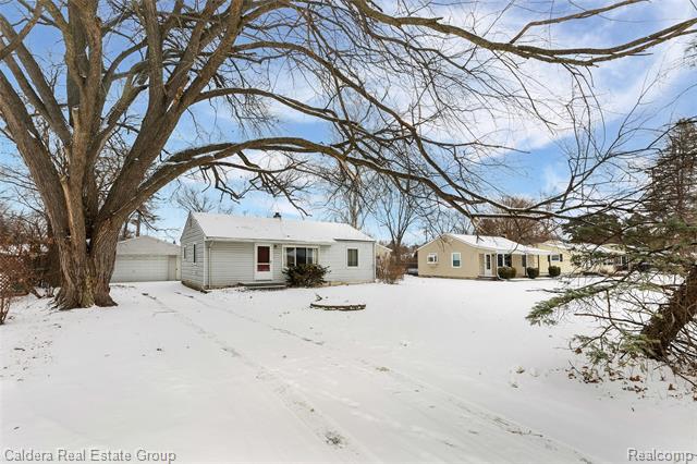 Builiding view twenty eight for 7101 Reber, Utica, MI. 48317