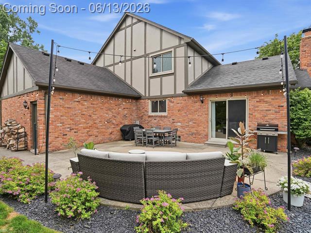 Builiding view forty eight for 14871 Crofton, Utica, MI. 48315