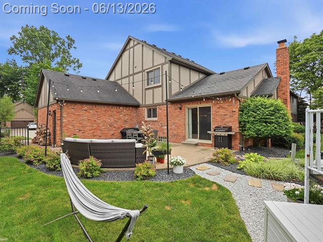 Builiding view forty six for 14871 Crofton, Utica, MI. 48315