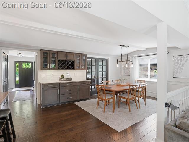 Builiding view ten for 14871 Crofton, Utica, MI. 48315