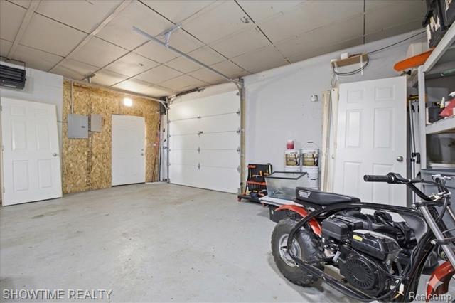 Builiding view fifty three for 13912 22 Mile, Utica, MI. 48315
