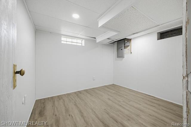 Builiding view thirty five for 13912 22 Mile, Utica, MI. 48315