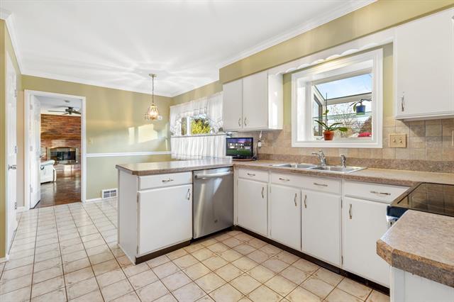 Builiding view four for 8670 Tamarack, Utica, MI. 48317