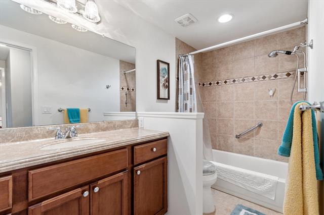 Builiding view thirteen for 8670 Tamarack, Utica, MI. 48317