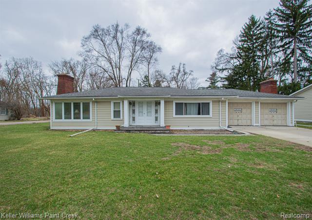 front view for 49525 Shelby, Utica, Mi. 48317