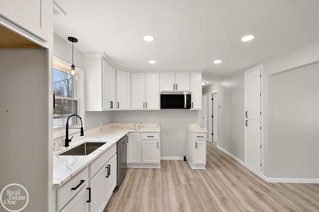 Builiding view twenty one for 4490 Marcella, Utica, MI. 48317