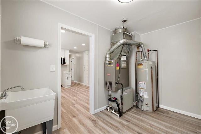 Builiding view twenty two for 4490 Marcella, Utica, MI. 48317