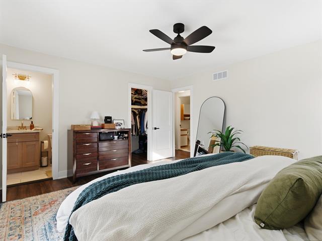 Builiding view sixteen for 14925 Hartford, Utica, MI. 48315