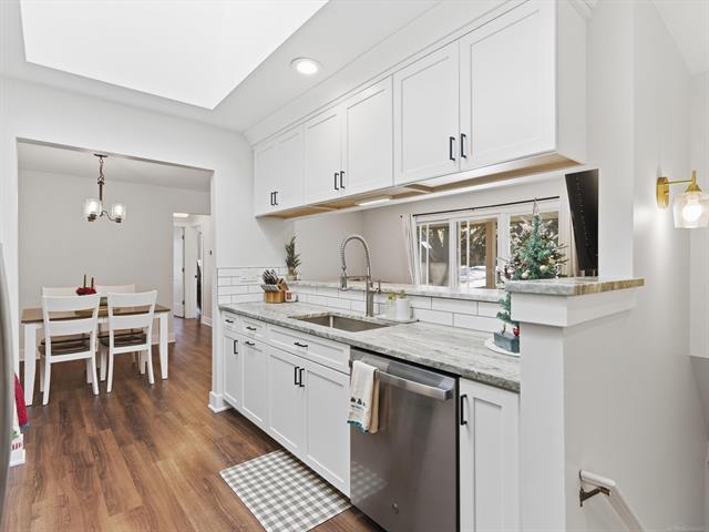 Builiding view ten for 14925 Hartford, Utica, MI. 48315