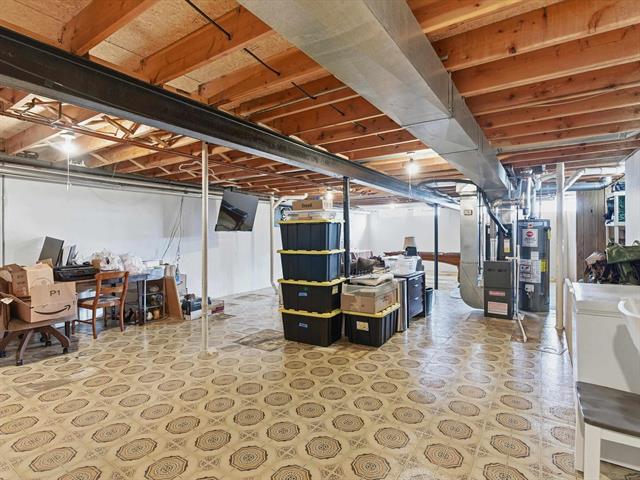 Builiding view twenty one for 14925 Hartford, Utica, MI. 48315