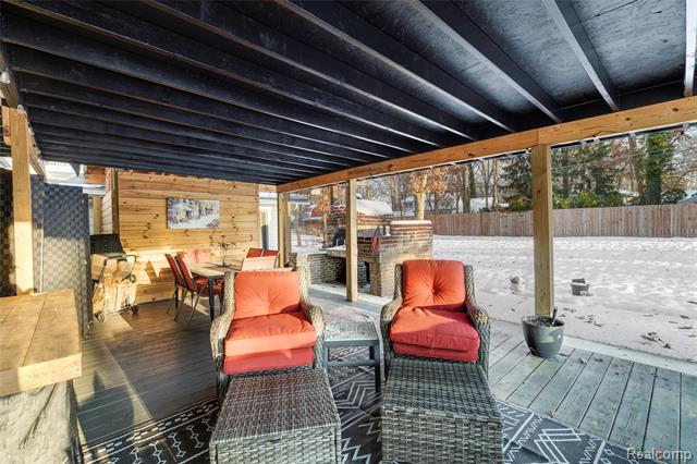 Builiding view twenty six for 6018 Brynthrop, Shelby Township, MI. 48316