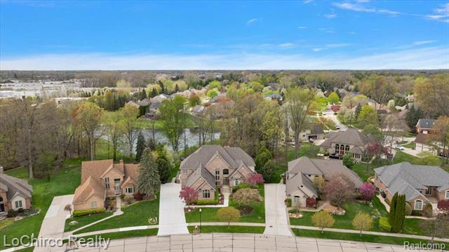 Builiding view thirty nine for 14382 Knightsbridge, Utica, MI. 48315