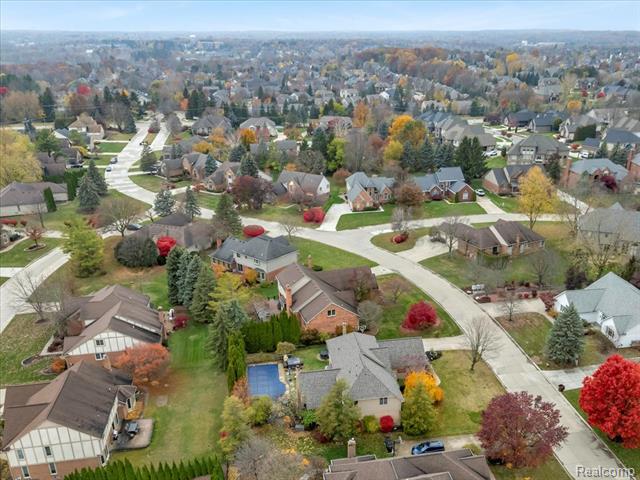 Builiding view fifty eight for 2244 Regency Hills, Shelby Township, MI. 48316