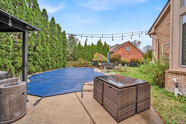 Builiding view fifty for 2244 Regency Hills, Shelby Township, MI. 48316