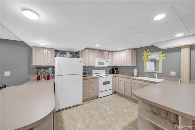 Builiding view forty five for 2244 Regency Hills, Shelby Township, MI. 48316