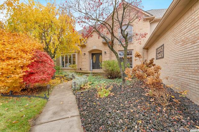 Builiding view four for 2244 Regency Hills, Shelby Township, MI. 48316