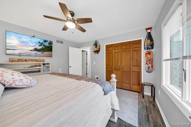 Builiding view thirty seven for 2244 Regency Hills, Shelby Township, MI. 48316