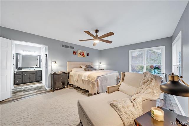 Builiding view thirty for 2244 Regency Hills, Shelby Township, MI. 48316