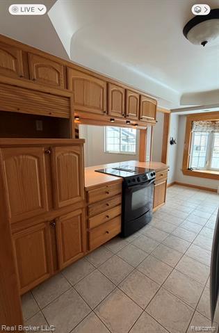 Builiding view nine for 52816 Heatherway, Shelby Township, MI. 48316