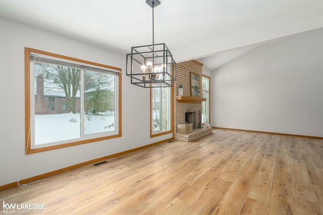 Builiding view nine for 52531 Lasalle, Utica, MI. 48315