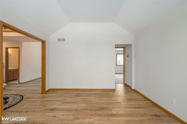 Builiding view seventeen for 52531 Lasalle, Utica, MI. 48315