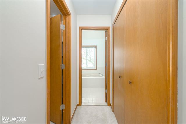 Builiding view sixty one for 52531 Lasalle, Utica, MI. 48315