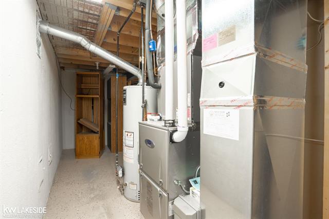 Builiding view sixty seven for 52531 Lasalle, Utica, MI. 48315