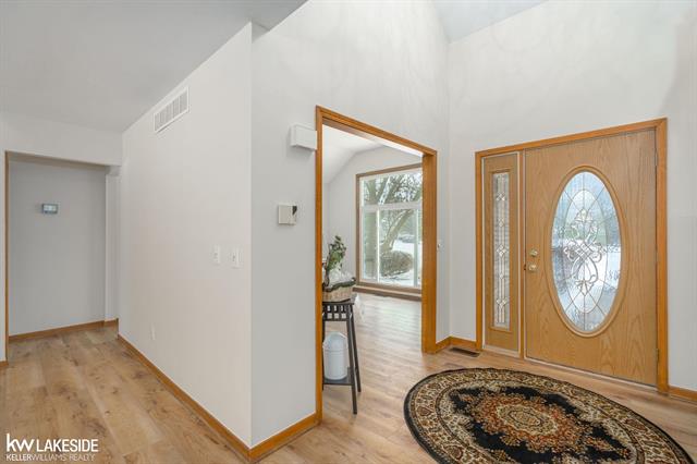 Builiding view thirteen for 52531 Lasalle, Utica, MI. 48315