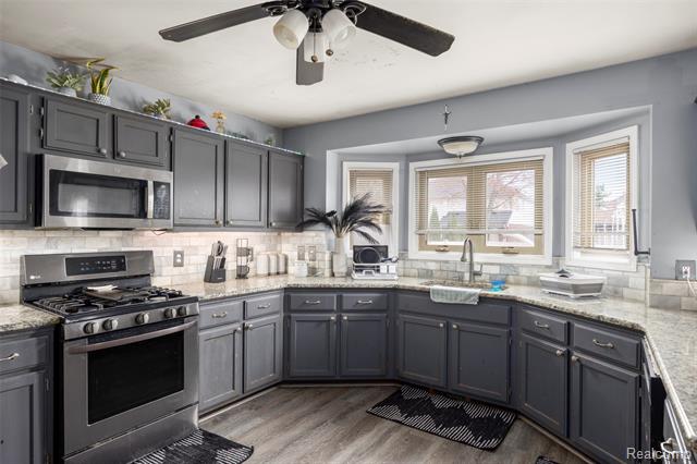 Builiding view eight for 54680 Chickasaw, Macomb, MI. 48042