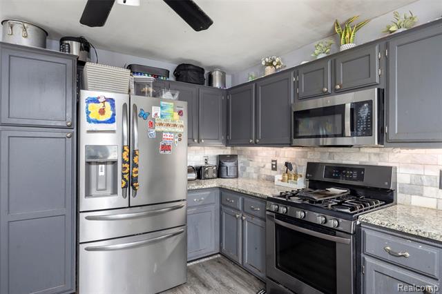 Builiding view nine for 54680 Chickasaw, Macomb, MI. 48042