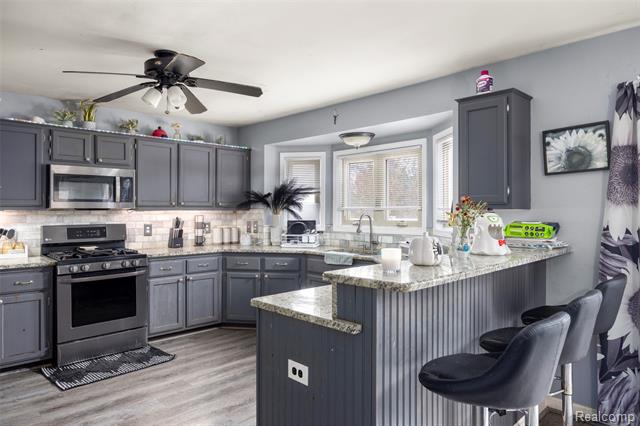 Builiding view seven for 54680 Chickasaw, Macomb, MI. 48042