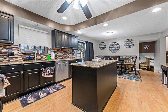 Builiding view eleven for 4211 Briar, Shelby Township, MI. 48316