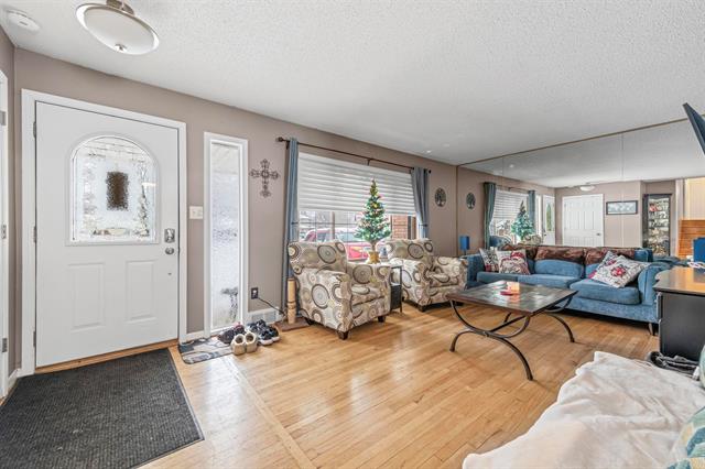 Builiding view seven for 4211 Briar, Shelby Township, MI. 48316