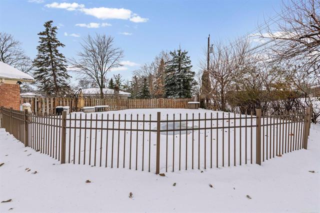 Builiding view twenty five for 4211 Briar, Shelby Township, MI. 48316