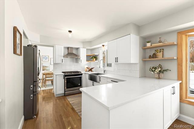 Builiding view sixteen for 5091 Vincent Trail, Shelby Township, MI. 48316