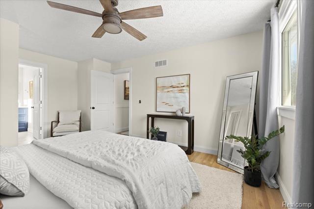 Builiding view thirty four for 5091 Vincent Trail, Shelby Township, MI. 48316