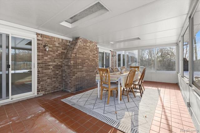 Builiding view twenty eight for 5091 Vincent Trail, Shelby Township, MI. 48316