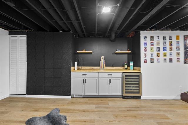 Builiding view forty three for 54880 Burlington, Utica, MI. 48315