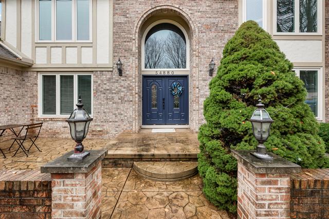 Builiding view six for 54880 Burlington, Utica, MI. 48315