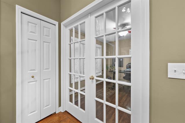 Builiding view ten for 54880 Burlington, Utica, MI. 48315