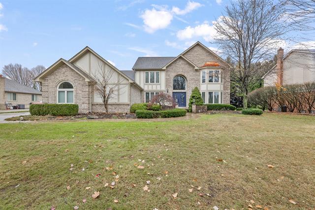 front view for 54880 Burlington, Utica, Mi. 48315