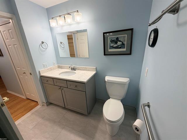 Builiding view eleven for 54454 Cambridge, Utica, MI. 48315