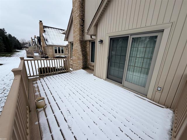 Builiding view twenty five for 54454 Cambridge, Utica, MI. 48315