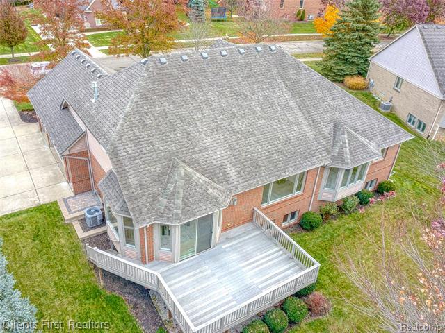 Builiding view fifty six for 63605 Williamsburg, Washington, MI. 48095