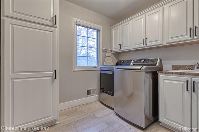 Builiding view forty three for 63605 Williamsburg, Washington, MI. 48095